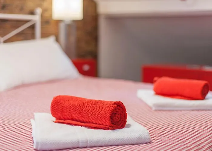 Large Terrace, Principe Real, Wifi, Calm Apartment Lisbon